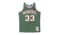 NBA Kareem Abdul-Jabbar Swingman Jersey "1970 Milwaukee Bucks - Green" SMJYAC18107 MBUDKGN70KAB
