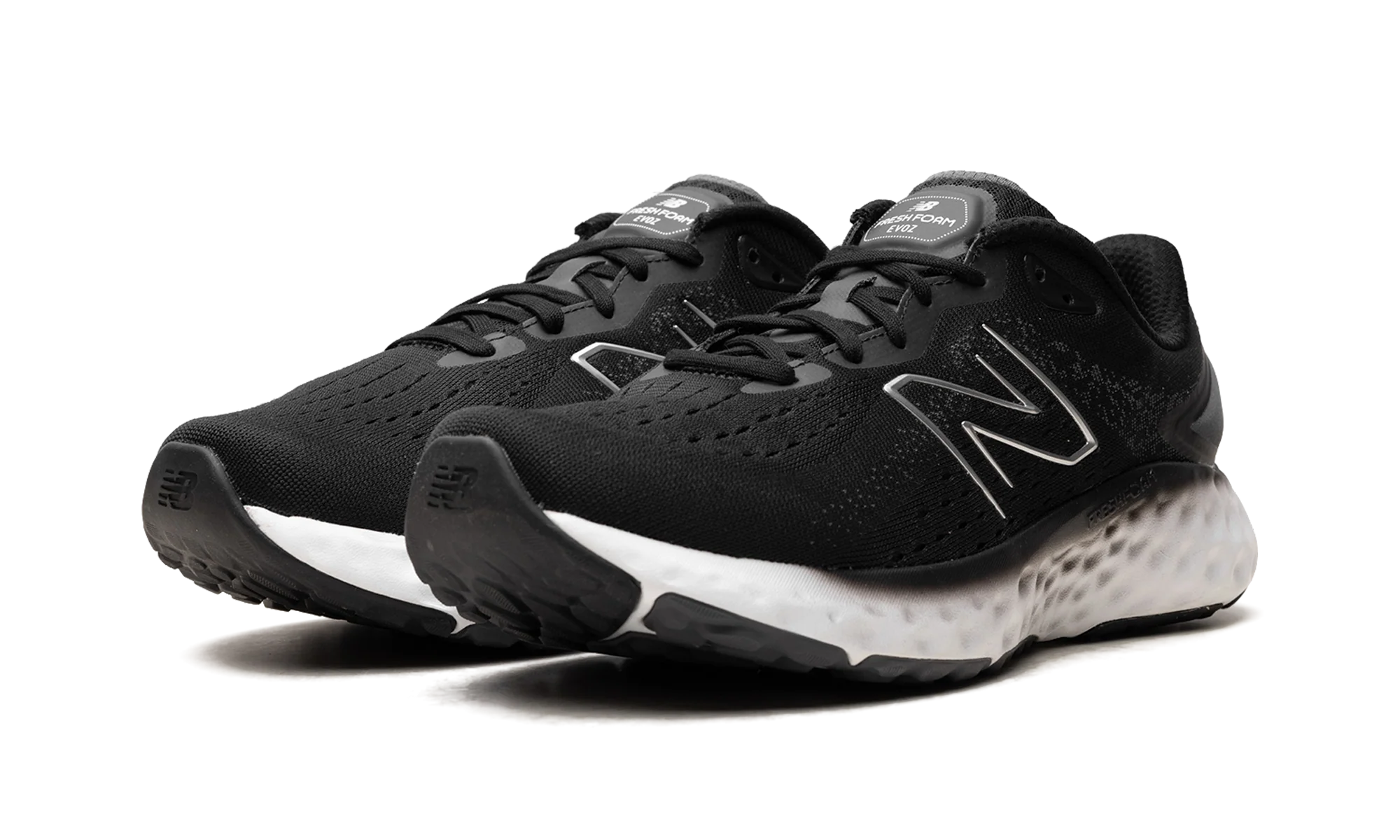 Fresh Foam Evoz V2 "Black / White" MEVOZLK2