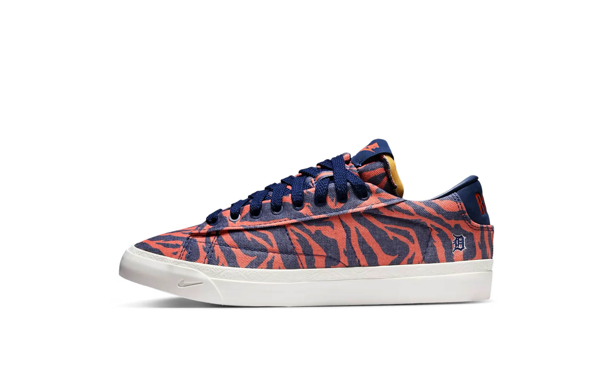 Blazer Low "Devin Booker - Detroit Tigers" HQ2054 801