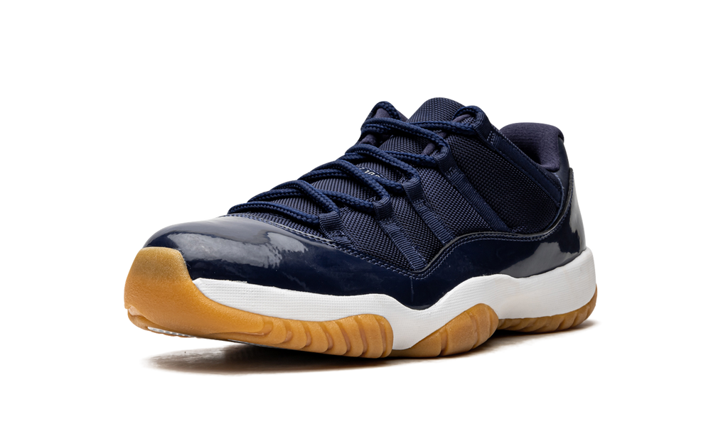 11 Retro Low "Navy/Gum" 528895 405