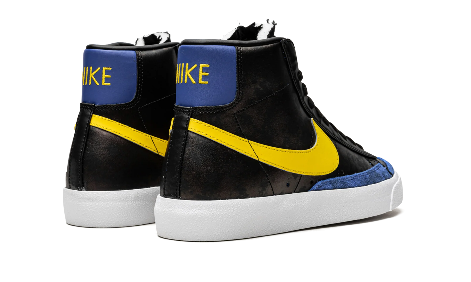 Blazer Mid '77 "Peace Love and Basketball" DC1414 001