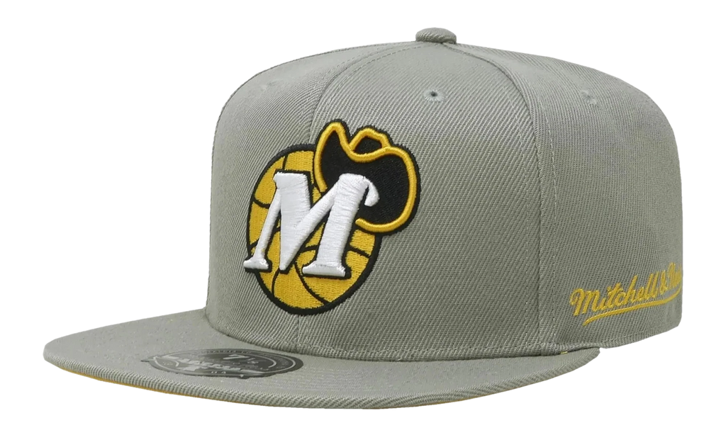 NBA Hardwood Classics Fitted Cap "Dallas Mavericks - Sunny Gray" 6HSFDX21134 DMAGREY