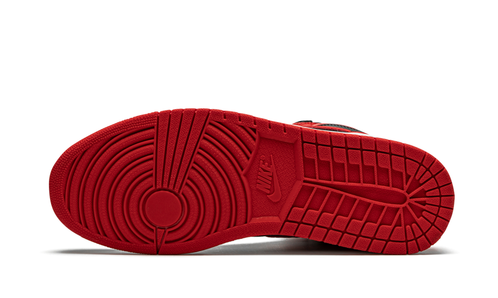 1 Retro Mid "2001 - Bred" 136066 061