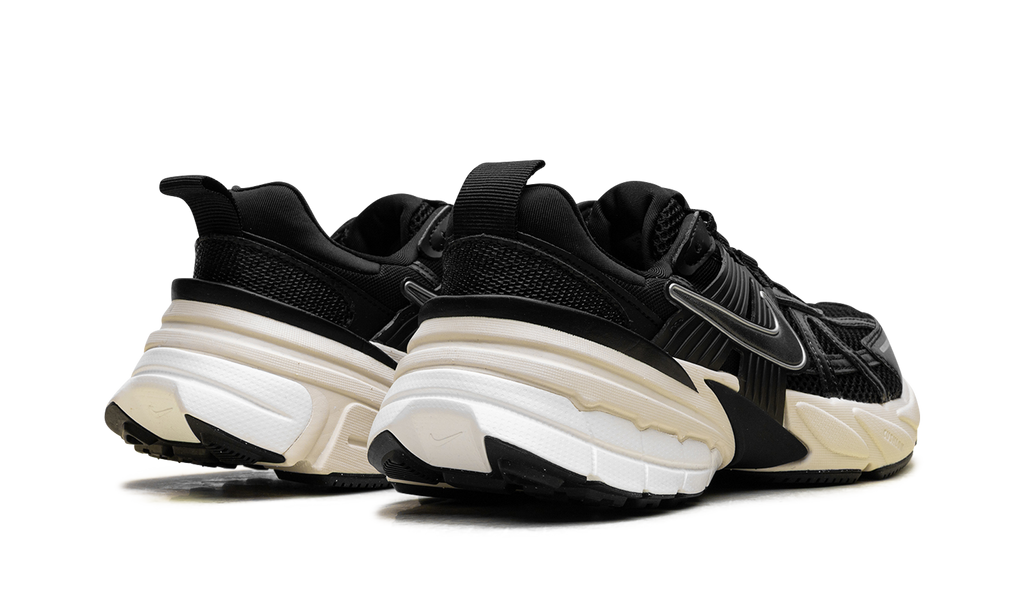 V2K Run WMNS"Black Muslin" FD0736 012
