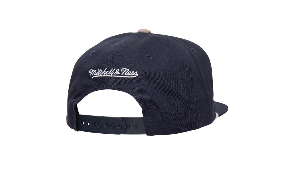 MLB Radiant Lines Deadstock Snapback Cap "New York Yankees - Navy" HM9132 NYYNAVY