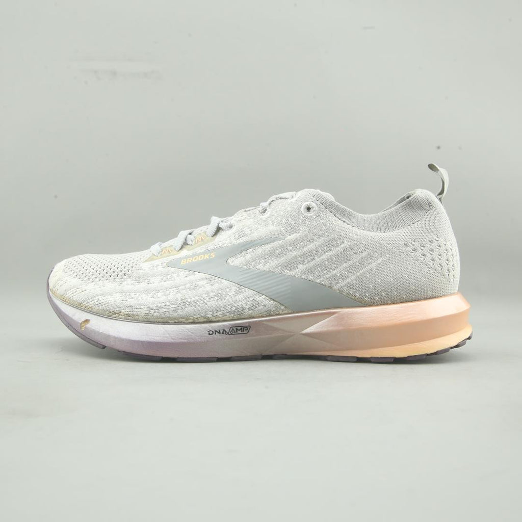 LEVITATE 3