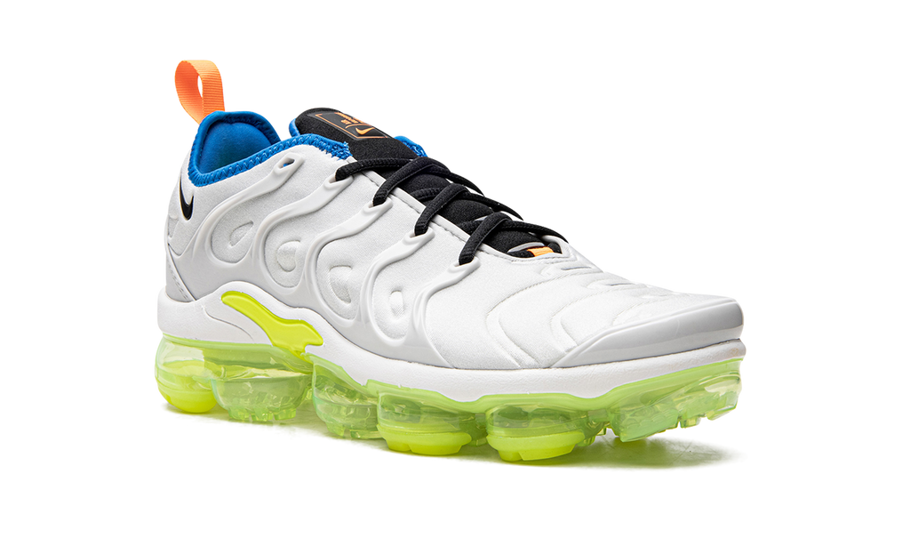 AIR VAPORMAX PLUS MNS WMNS"Photon Dust" DQ4695 001