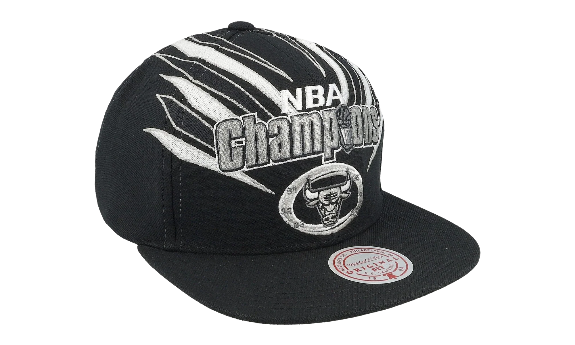 NBA Hardwood Classics 98 Champ Flipside Snapback Cap "Chicago Bulls - Black / White" HS8711 CBUBKWH