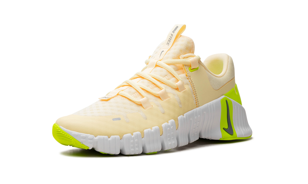 Free Metcon 5 WMNS"Citron Tint Volt" DV3950 800