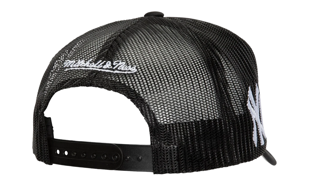 MLB Script Trucker Cap "New York Yankees - Black" HT8215 NYYBLCK