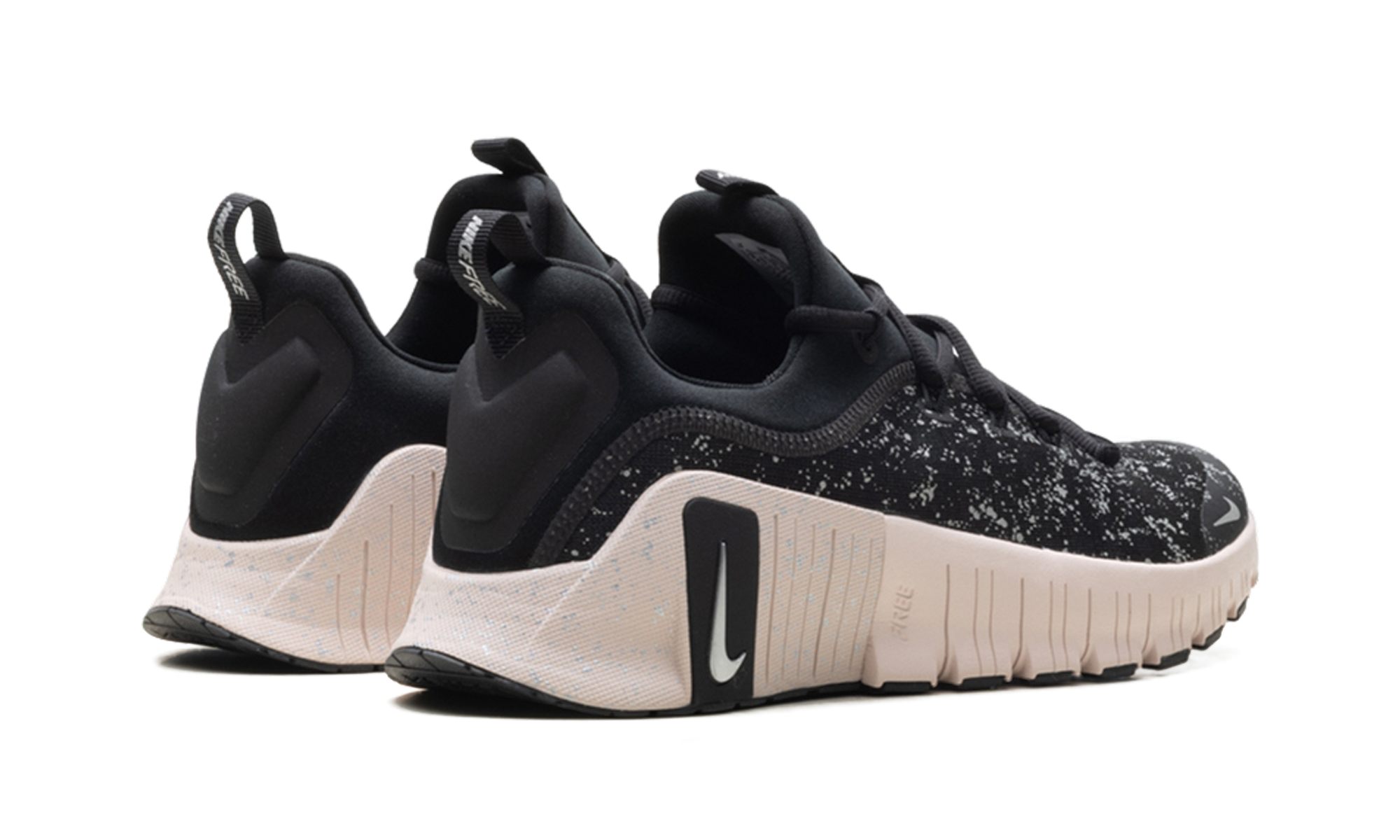 Free Metcon 6 SE WMNS"Black Silt Red" HV2017 001