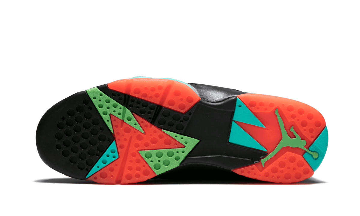 7 Retro 30th "Barcelona Nights" 705350 007