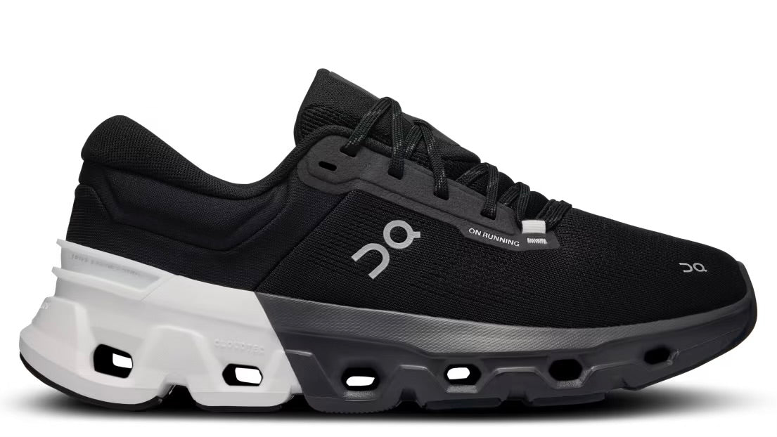 On Cloudflyer 5 ‘Black White’