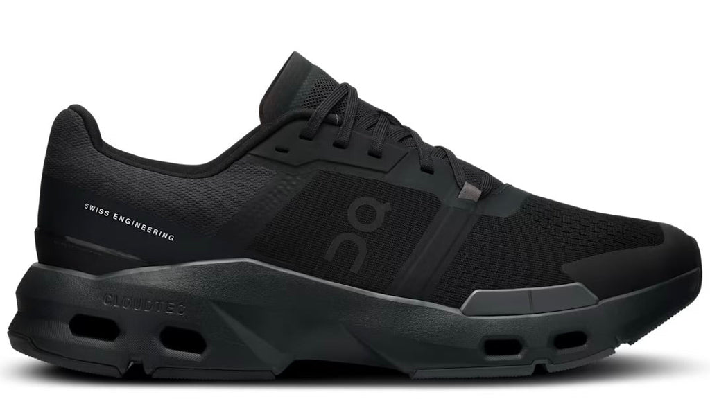 Running Cloudpulse Black Eclipse (M)