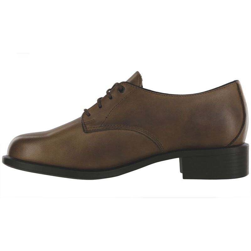 Women's Annex Oxford Dress Shoe in Darkwood