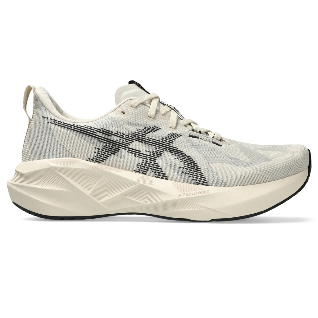 Men's Novablast 5 Running Shoes in Oatmeal/Black