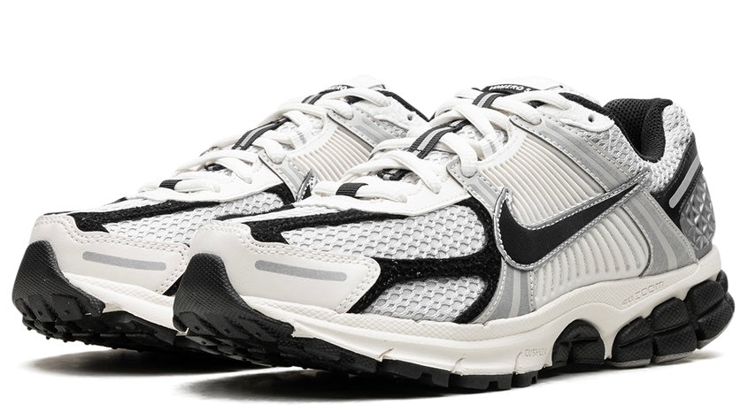 Zoom Vomero 5 Photon Dust Black