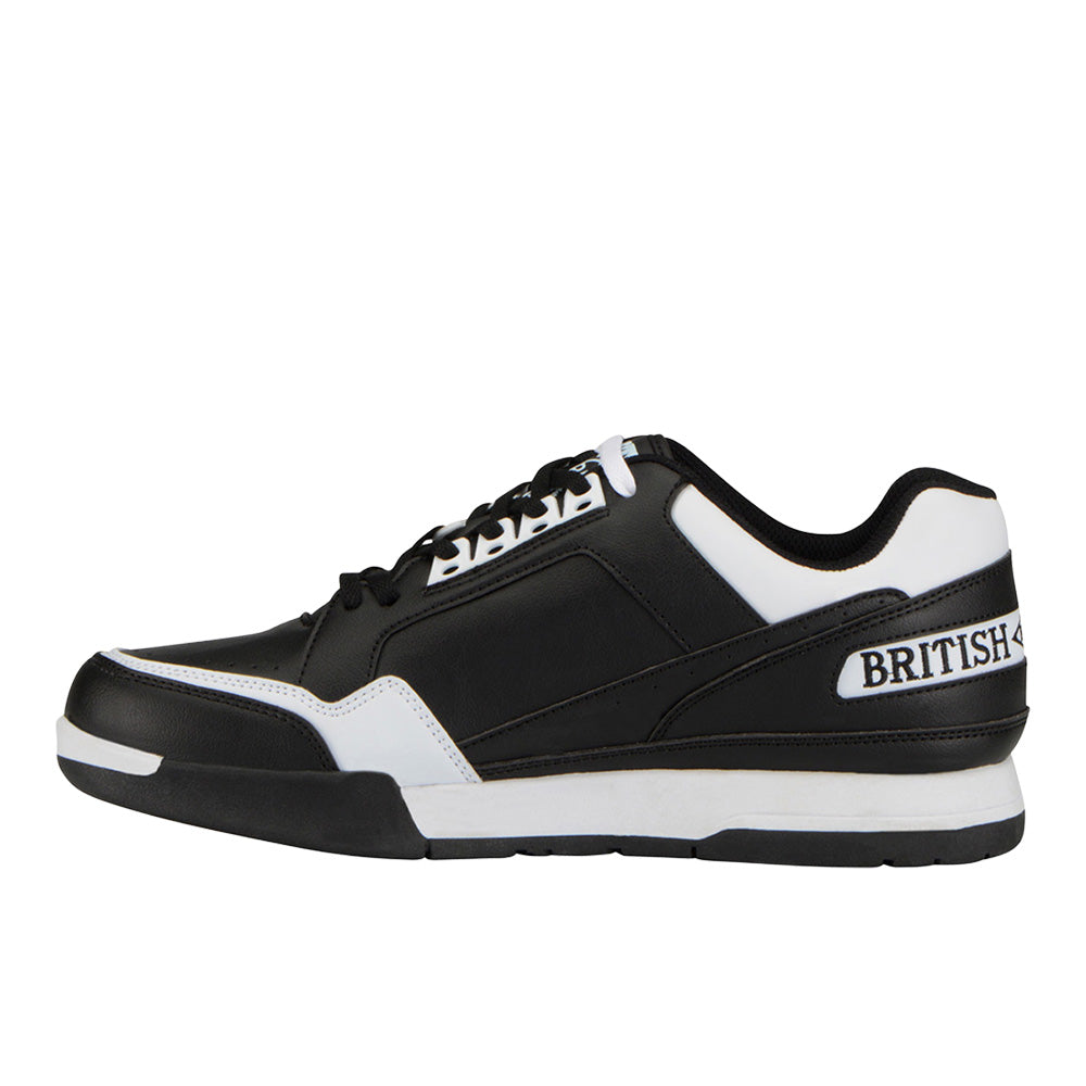 Metros Sneakers
