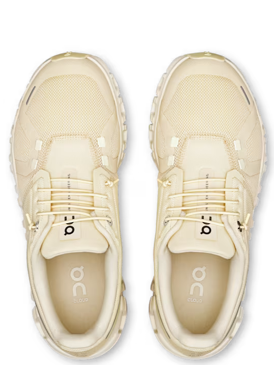 Running Cloud 6 Castor Ivory (Women's)