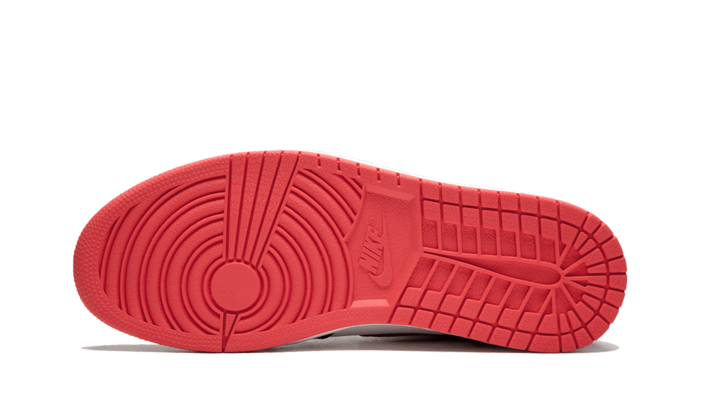 1 Retro High OG "Track Red" 555088 112