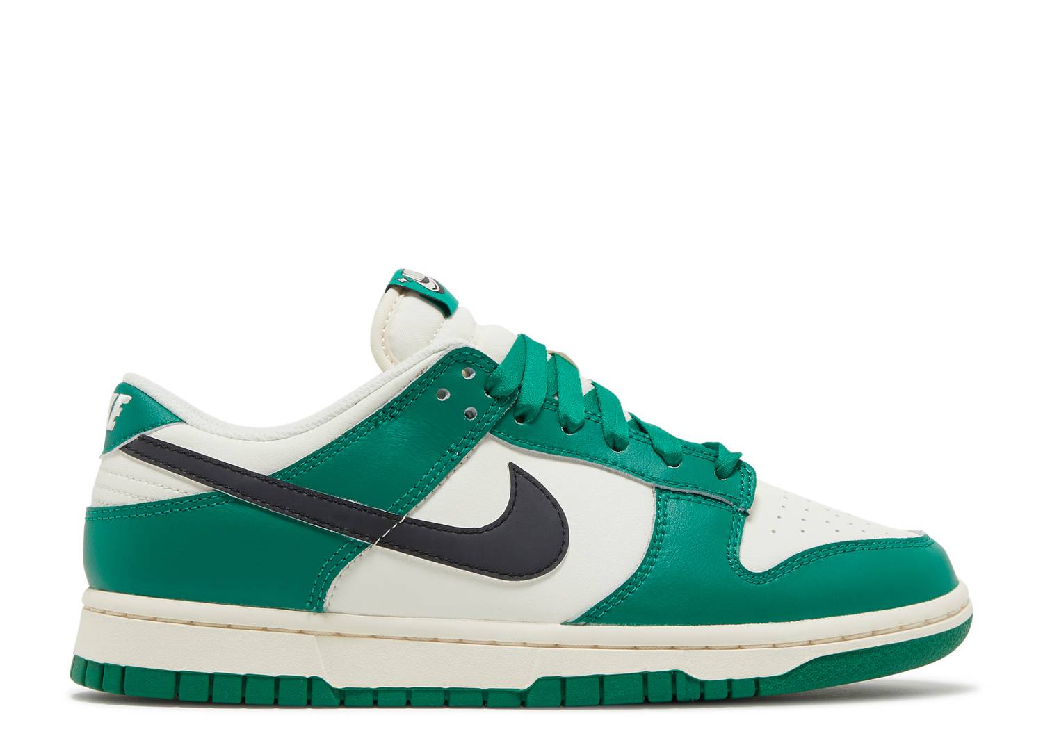 Dunk Low SE Lottery Pack Malachite Green