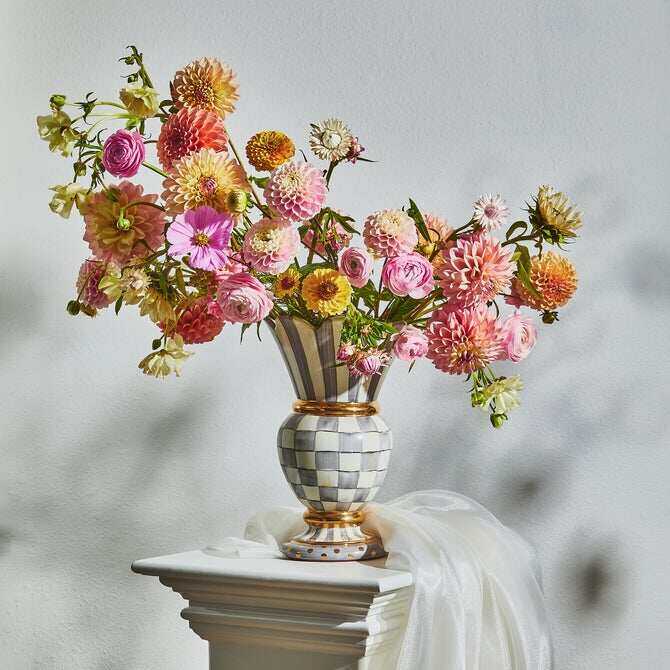 Check Great Vase