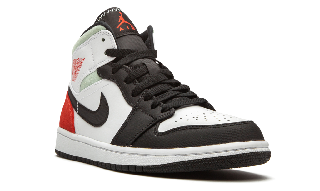 1 Mid SE "Red Black Toe" 852542 100