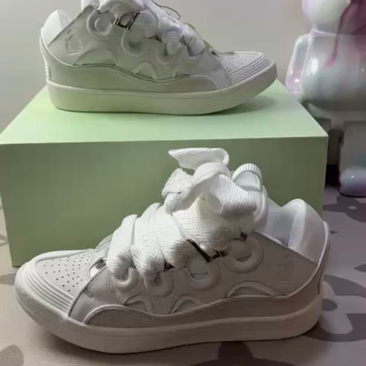 Curb Sneaker White