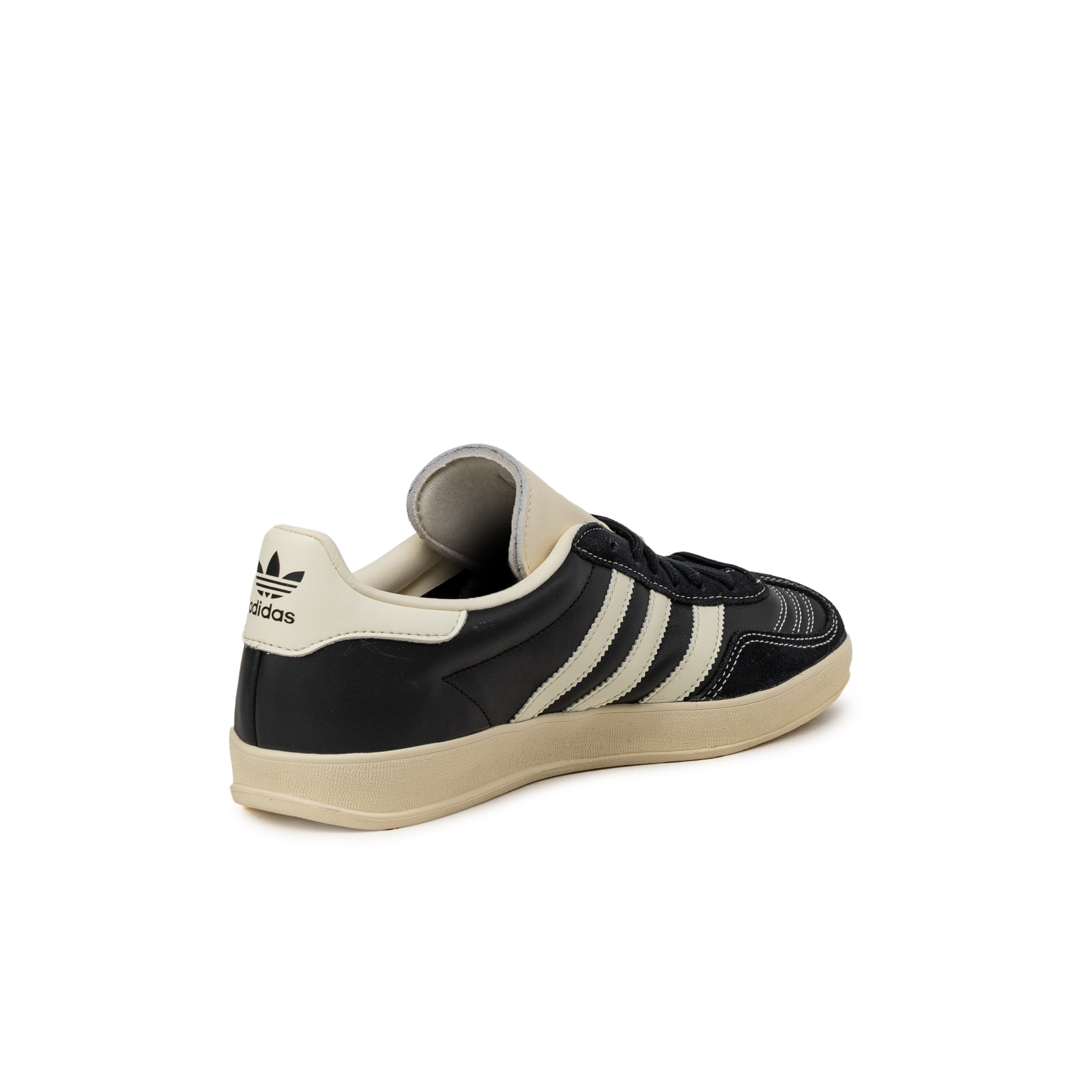 Gazelle Indoor
