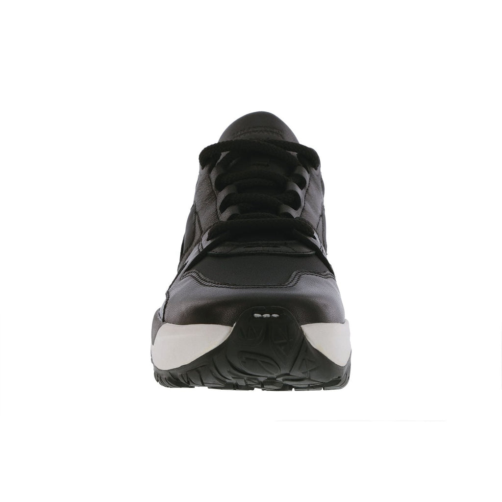 Women's Low Country-X Lace Up Sneaker in Monochrome