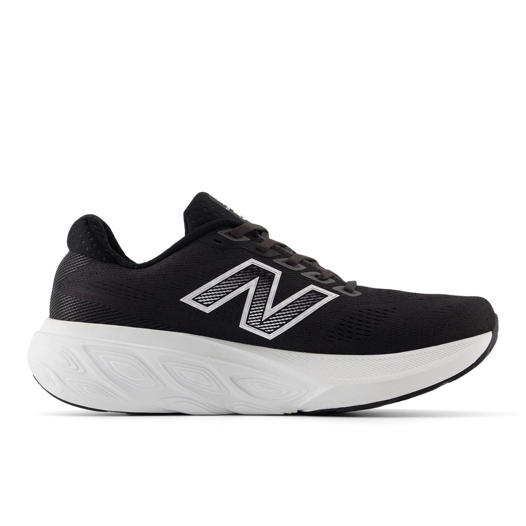 Men's Fresh Foam X 880v15 in Black with NB 103 White and Reflection