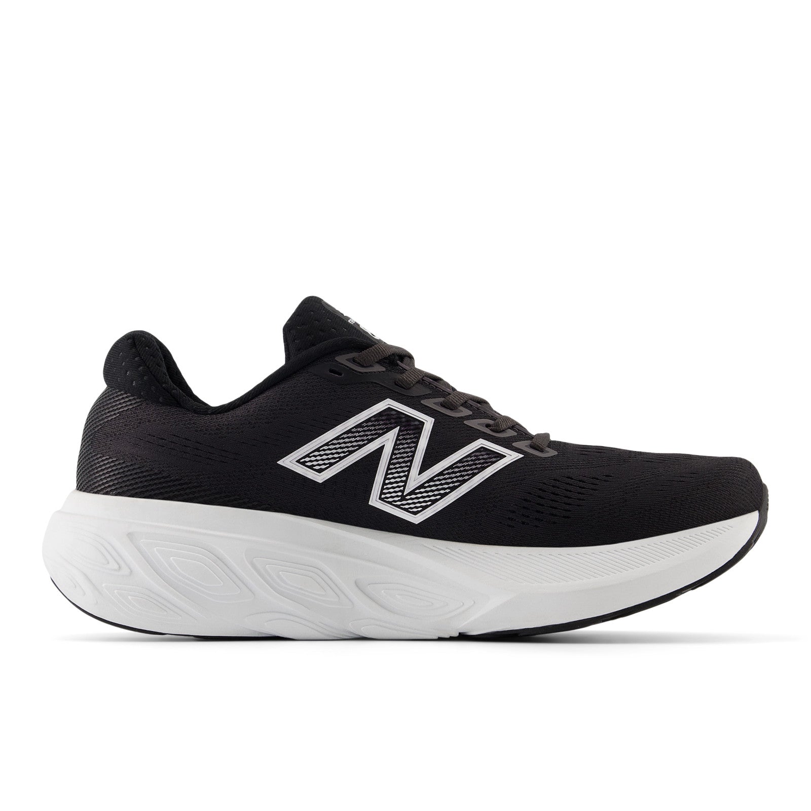 Men's Fresh Foam X 880v15 in Black with NB 103 White and Reflection