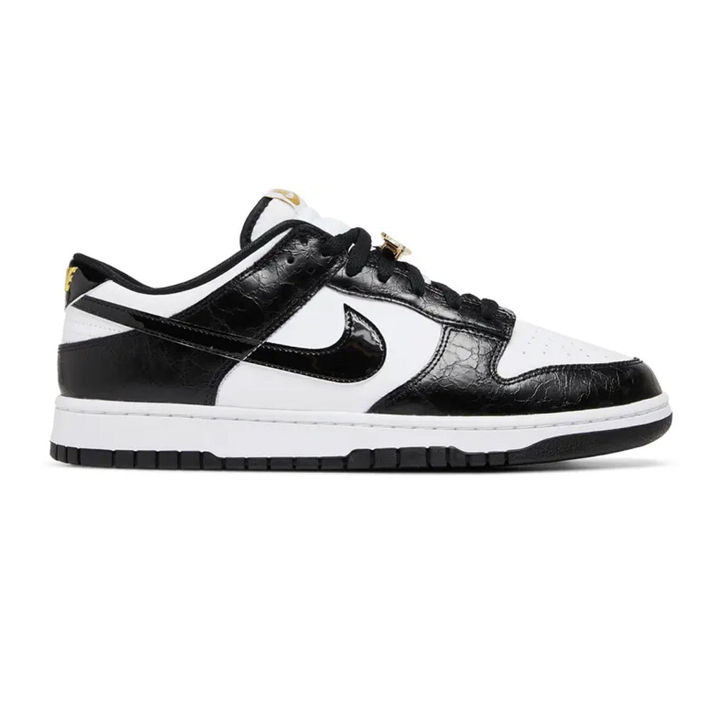 Dunk Low SE 'World Champs Black White' (2022)