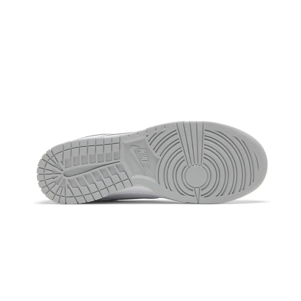 Nike Dunk Low 'Pure Platinum Grey'