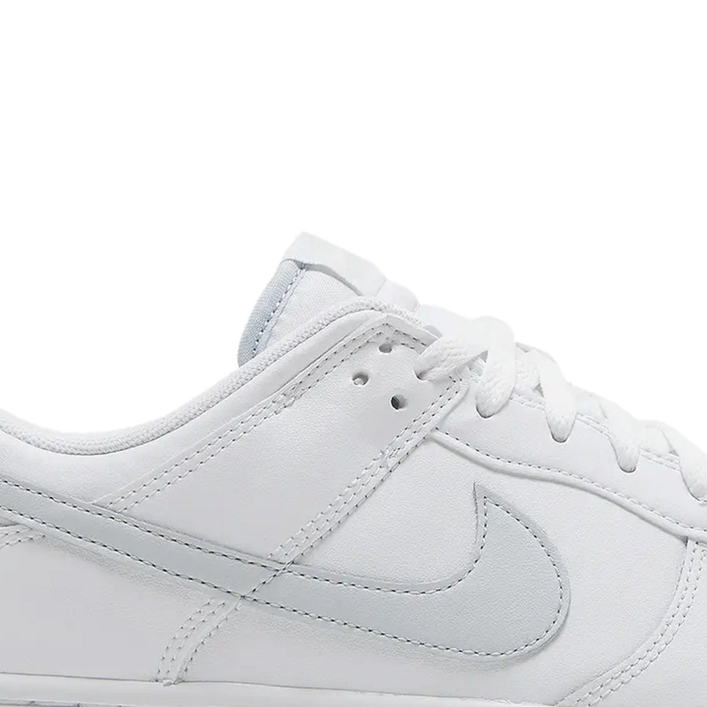 Nike Dunk Low 'Pure Platinum Grey'
