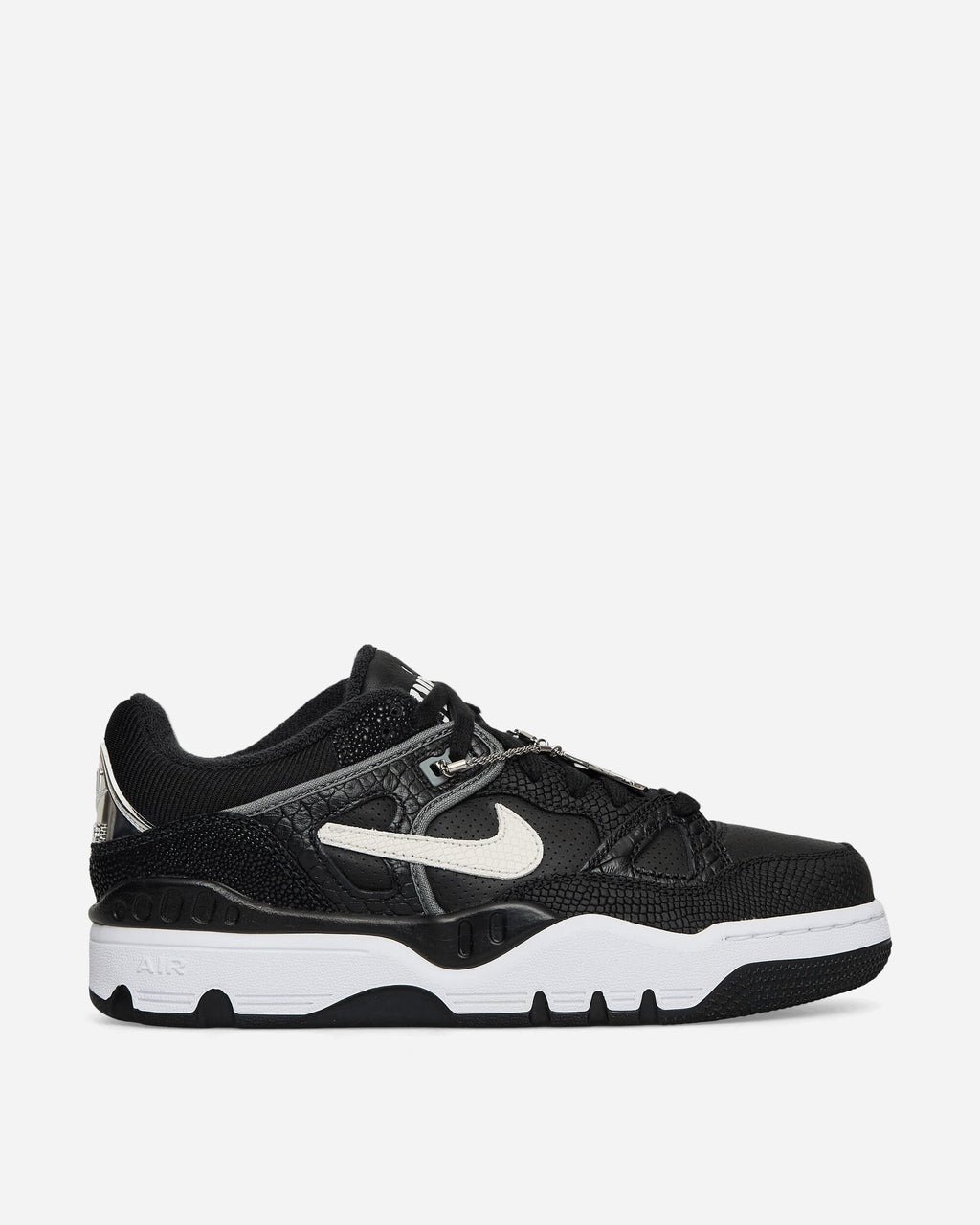 NIGO Air Force 3 Low Sneakers Black / White