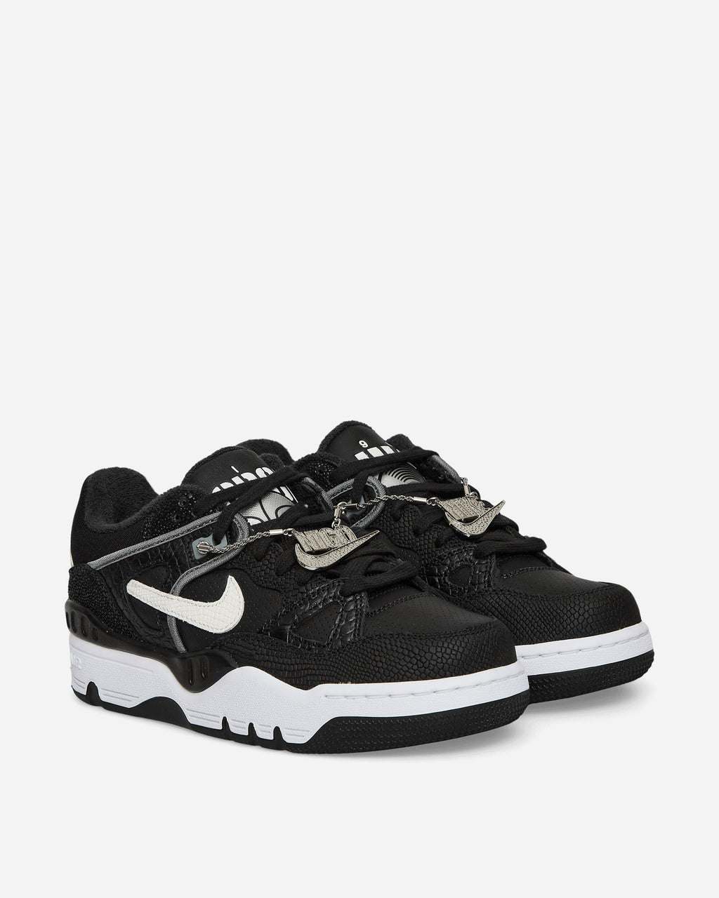 NIGO Air Force 3 Low Sneakers Black / White