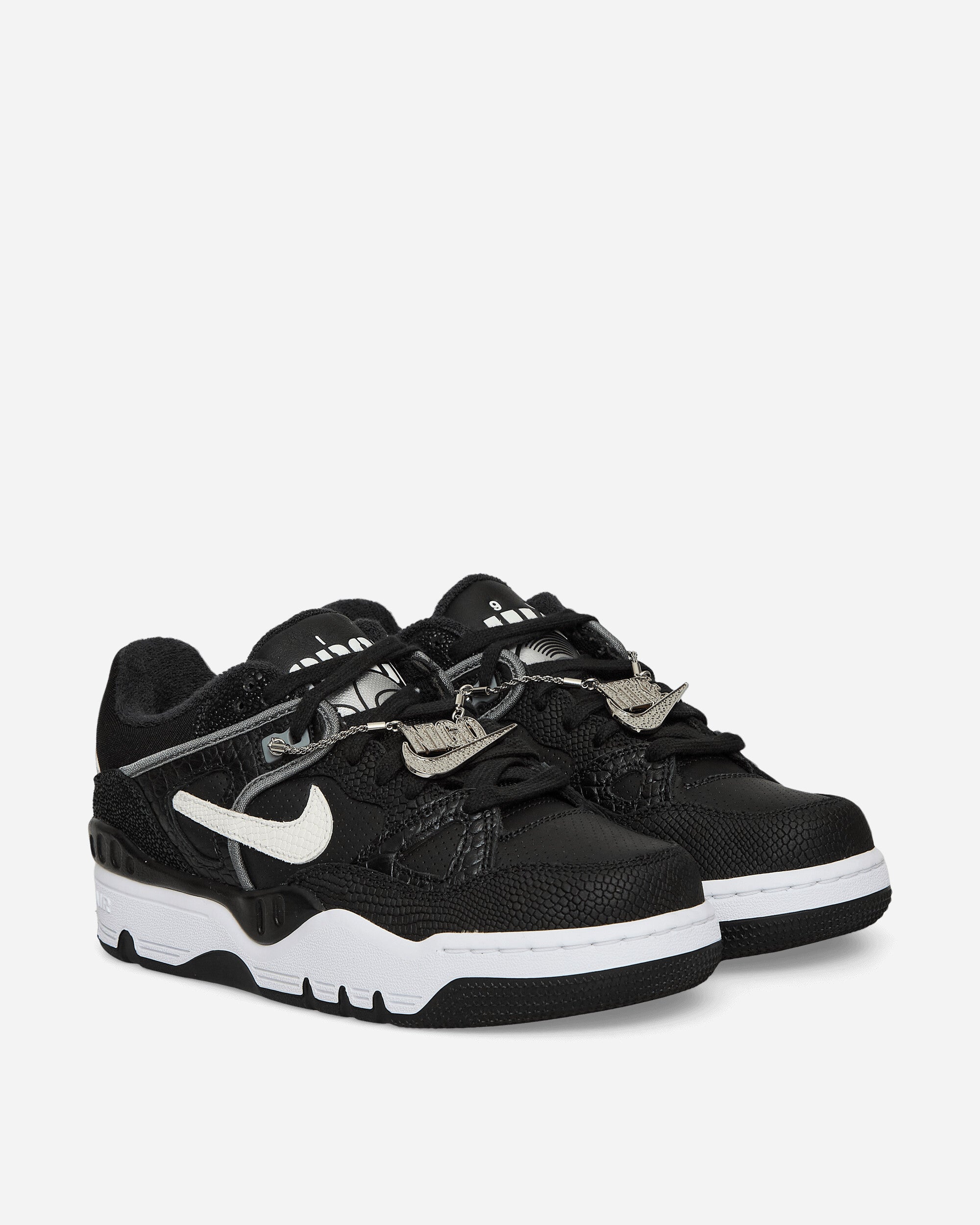 NIGO Air Force 3 Low Sneakers Black / White