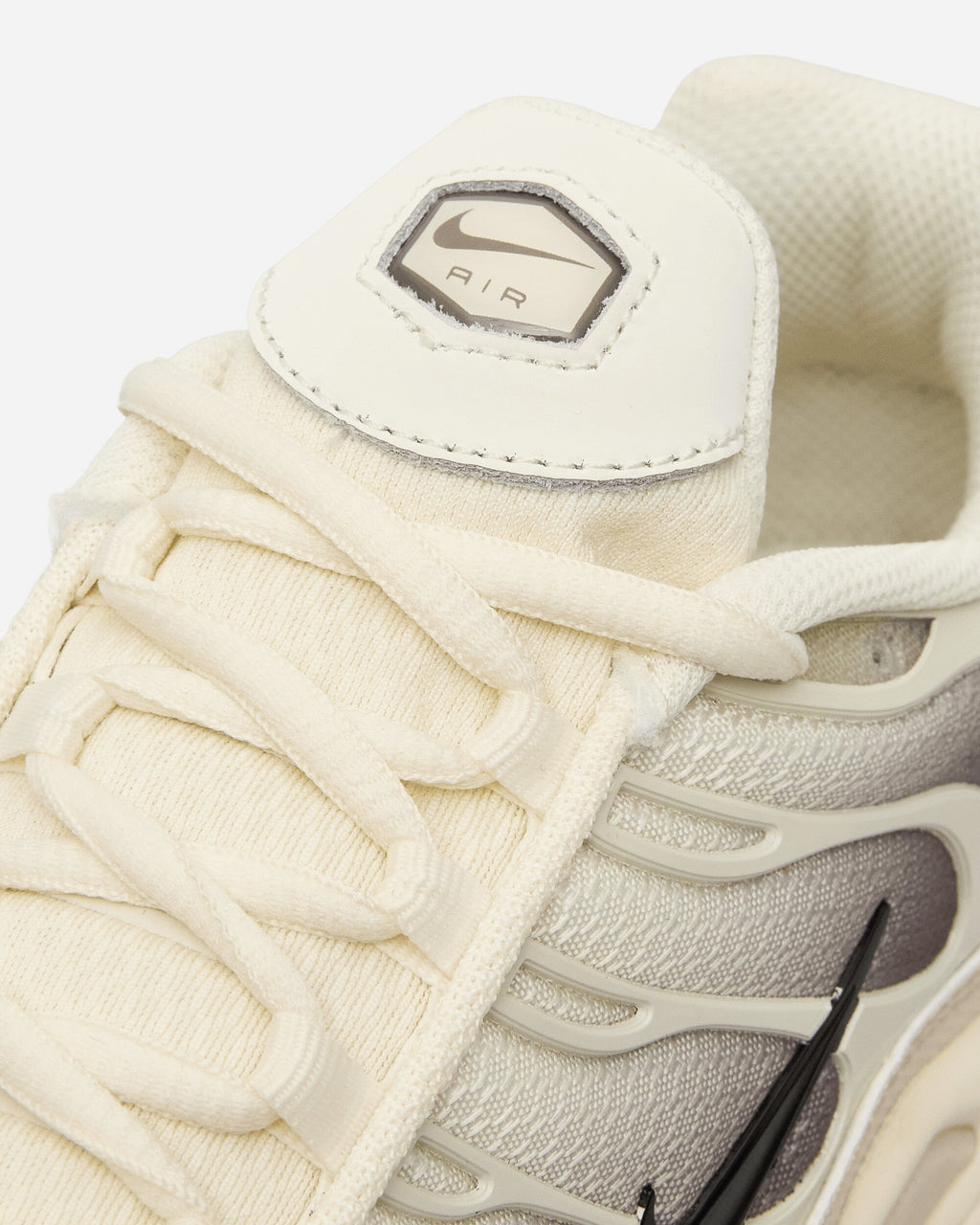 Air Max Plus Sneakers Light Orewood Brown / Black