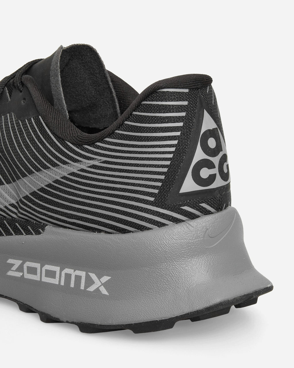 ACG Ultrafly Trail Sneakers Black / Photon Dust