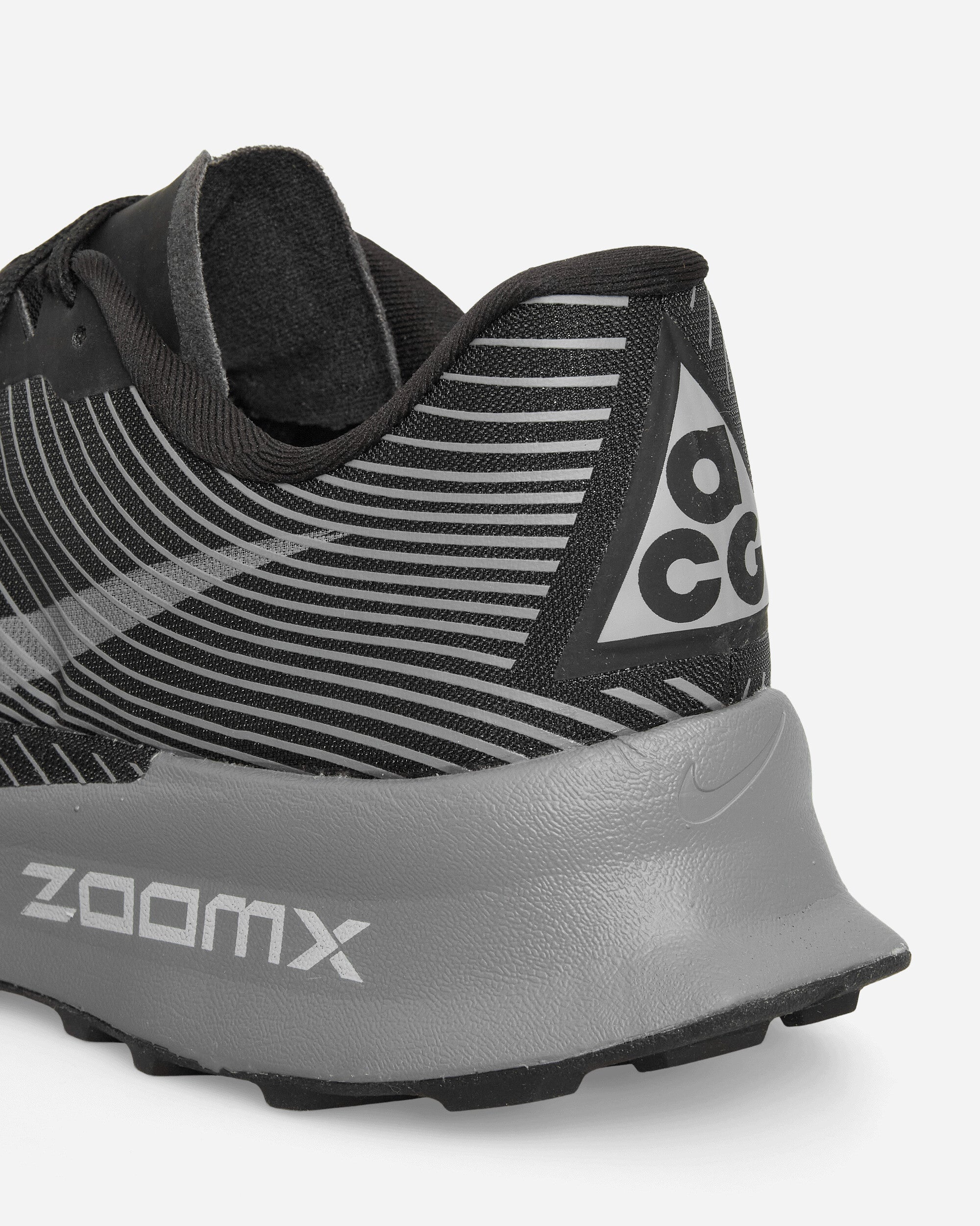 ACG Ultrafly Trail Sneakers Black / Photon Dust