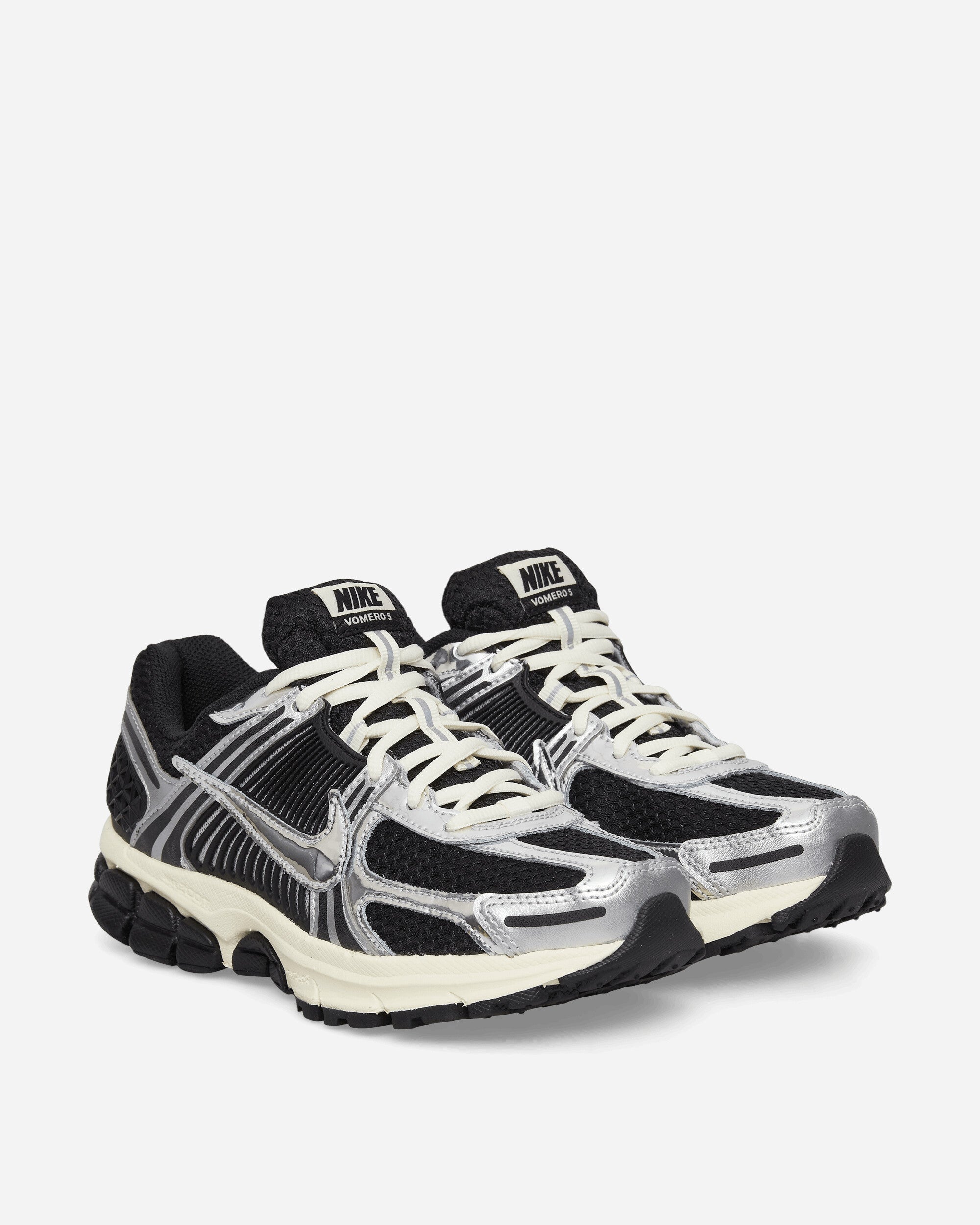 Zoom Vomero 5 Sneakers Black / Metallic Silver / Coconut Milk / Chrome