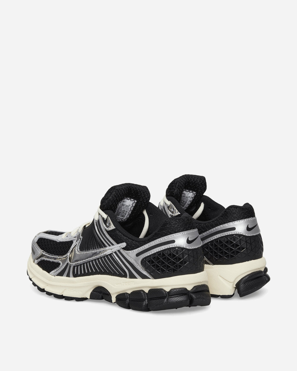Zoom Vomero 5 Sneakers Black / Metallic Silver / Coconut Milk / Chrome