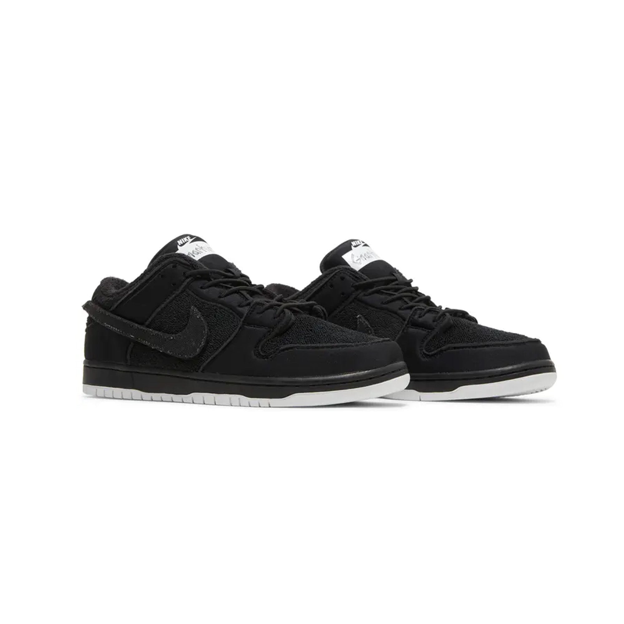 Nike SB Dunk Low x Gnarhunters 'Black' (2022)