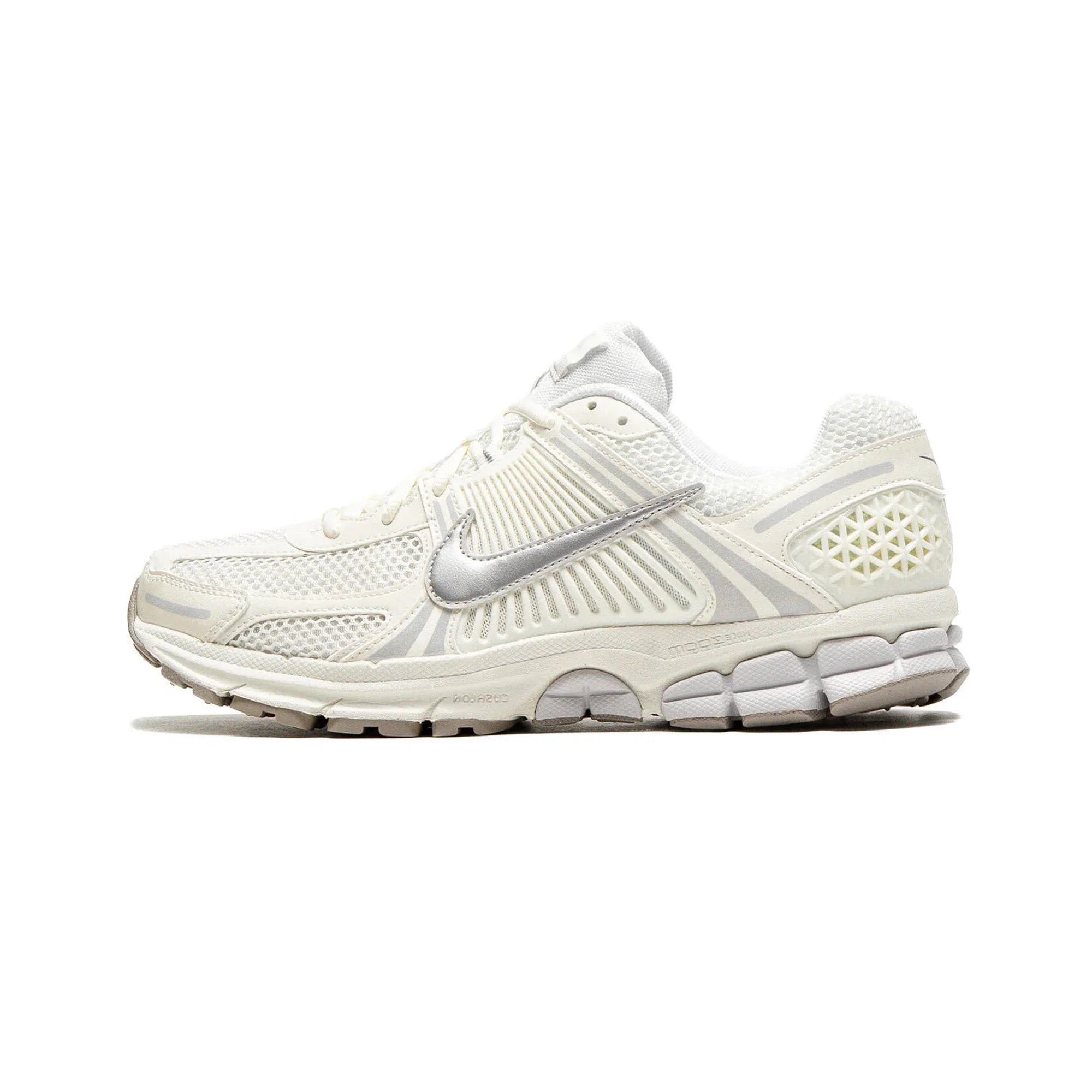 Nike Zoom Vomero 5 'Sail Vast Grey Metallic Silver'