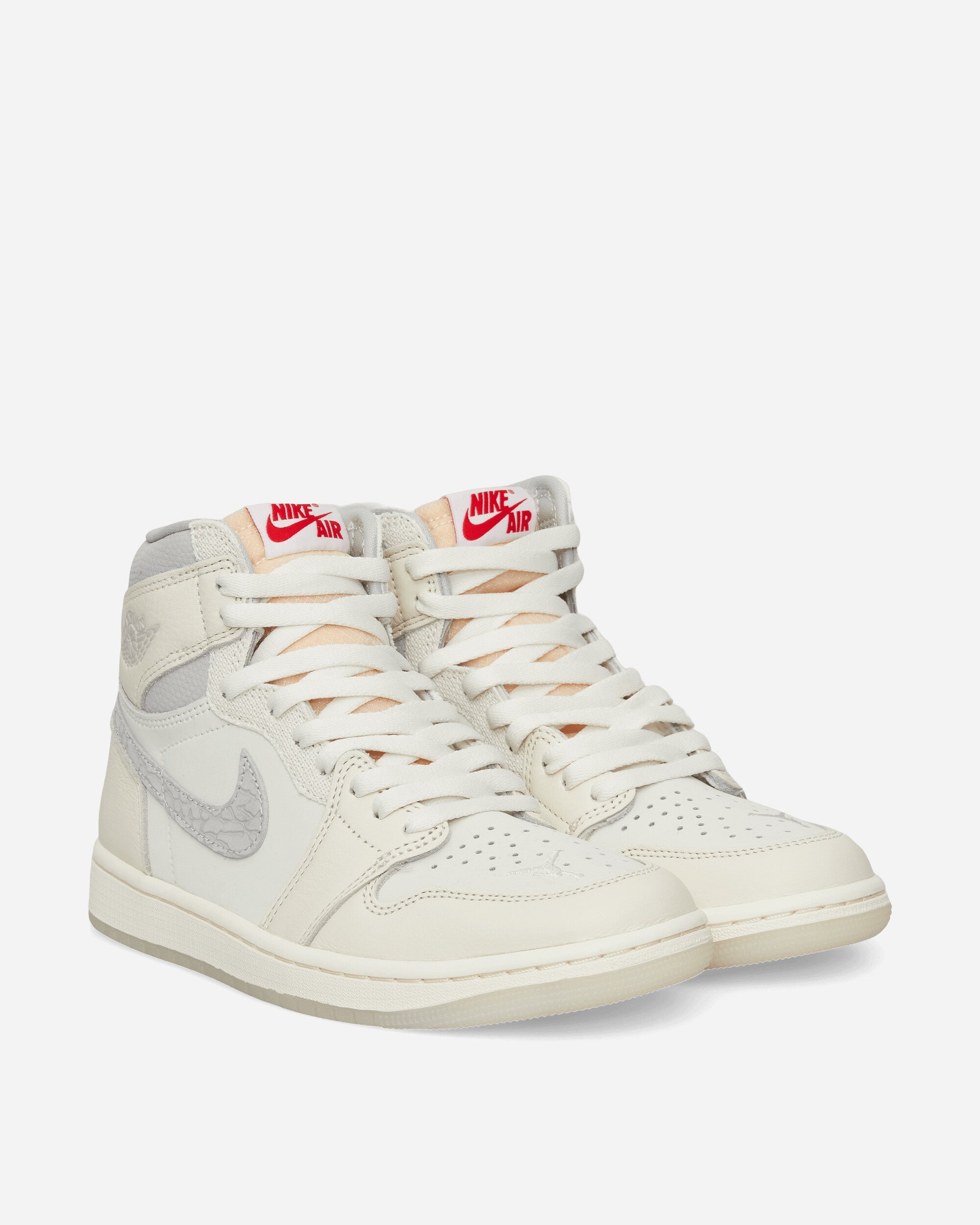 Air Jordan 1 Retro High OG Sneakers Sail / Pale Ivory