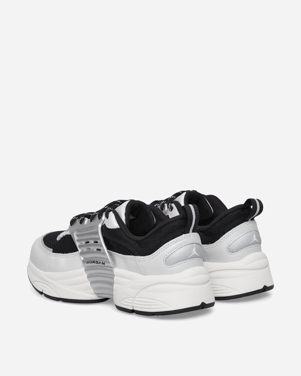 Jordan Trunner O/S Sneakers Photon Dust / Black / Sail / White