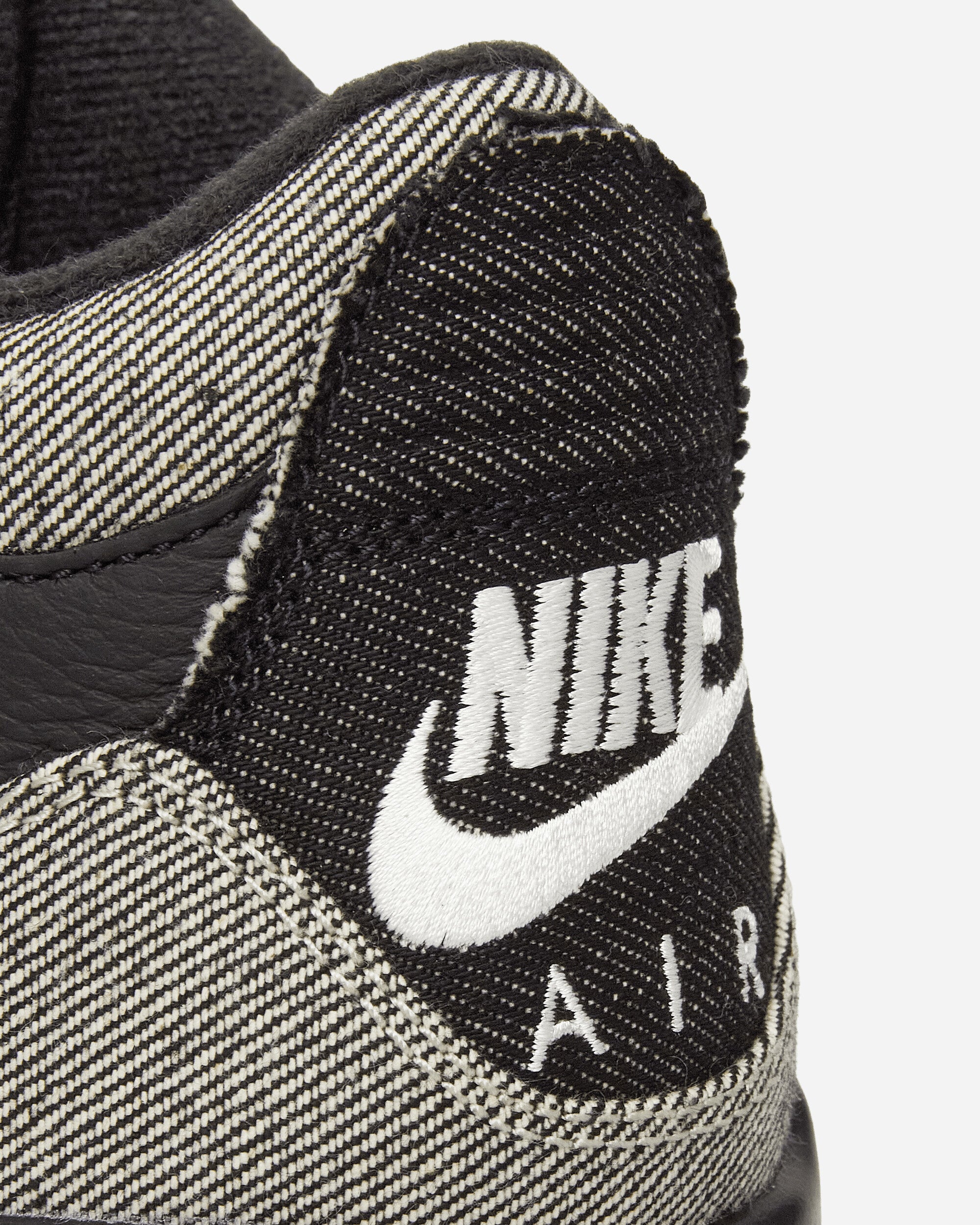 Levi's Air Jordan 3 Sneakers Black / White
