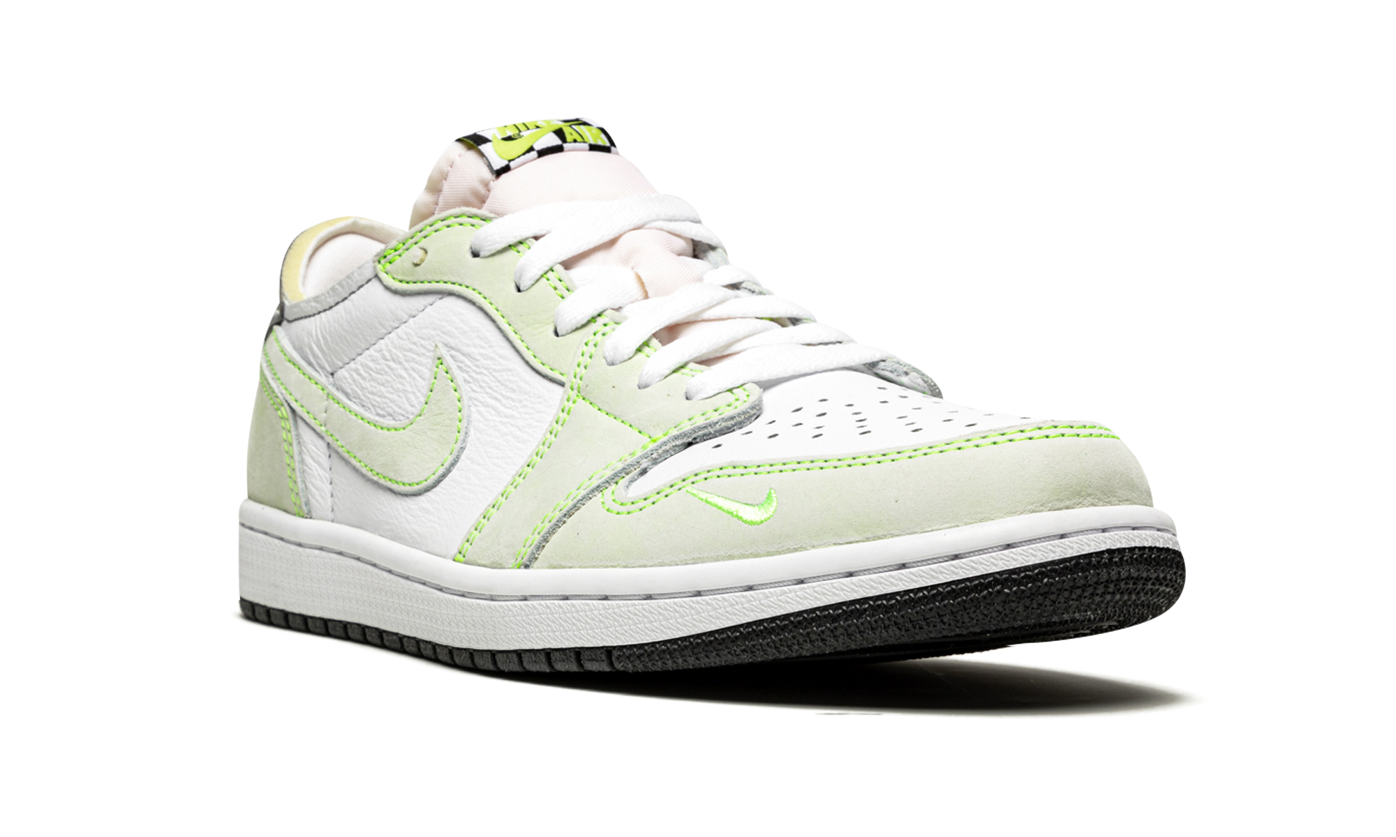 1 Low OG "Ghost Green" DM7837 103