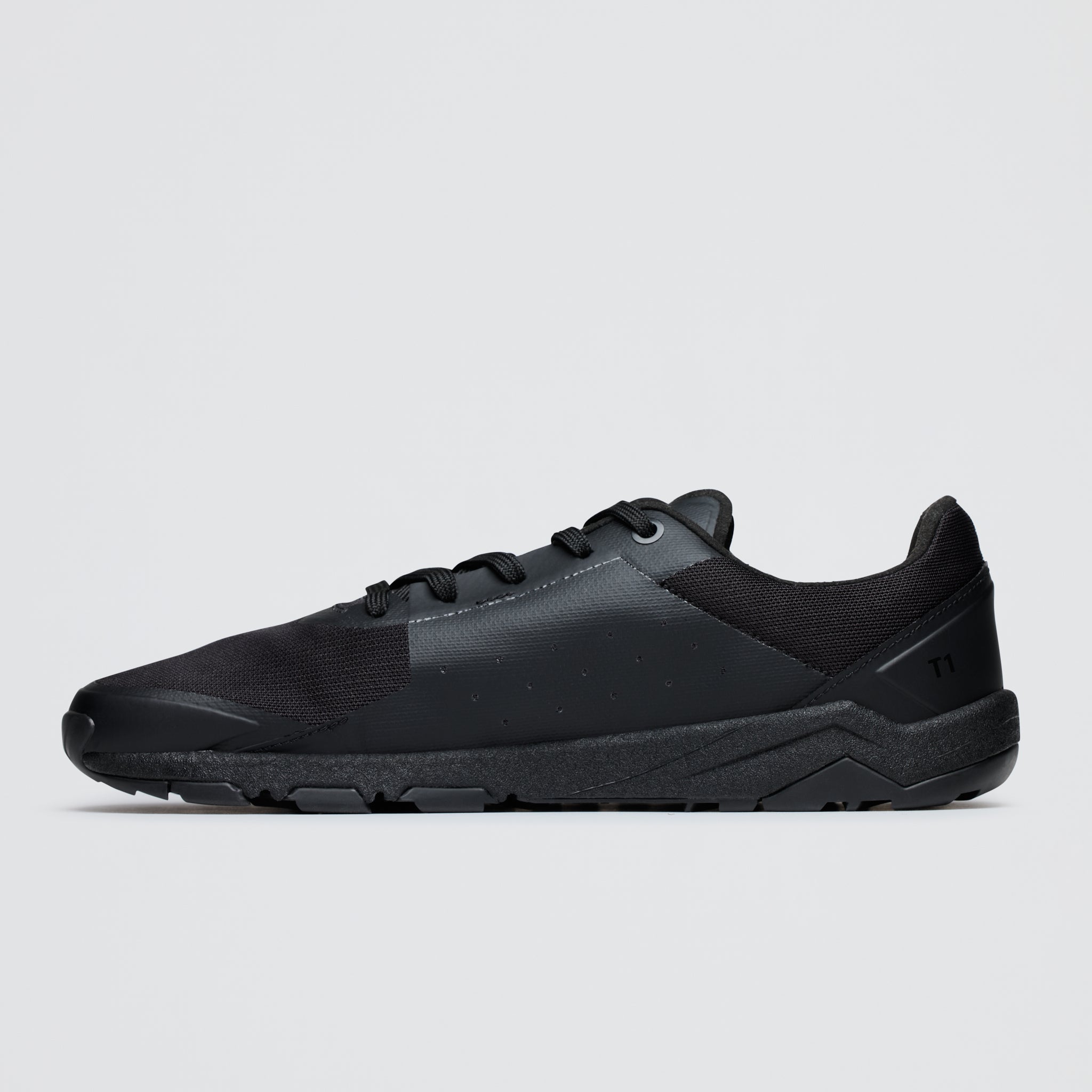 Women's Yama T1 in Triple Black